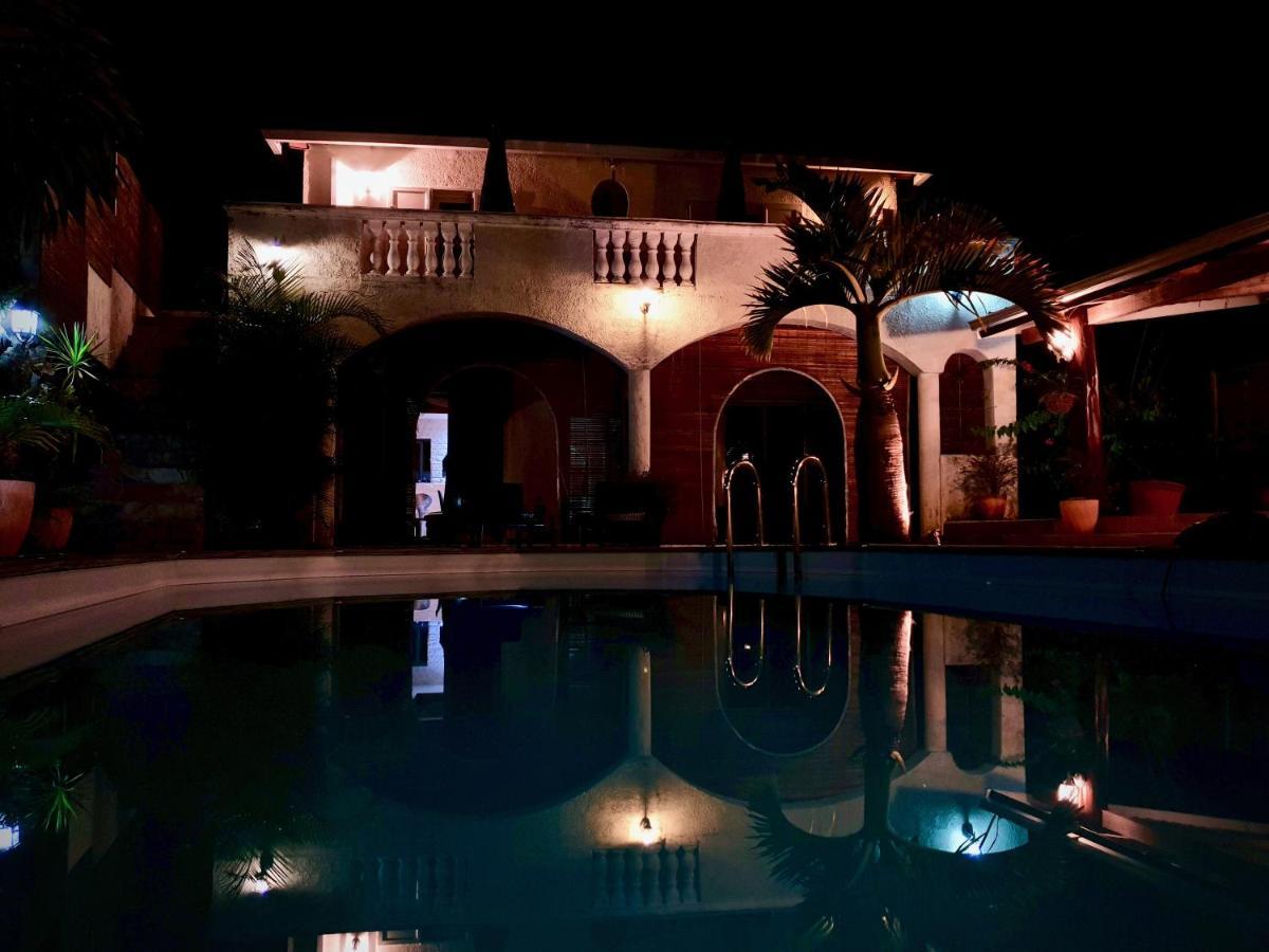 La Villa Du Bassin Сент-Ан Экстерьер фото